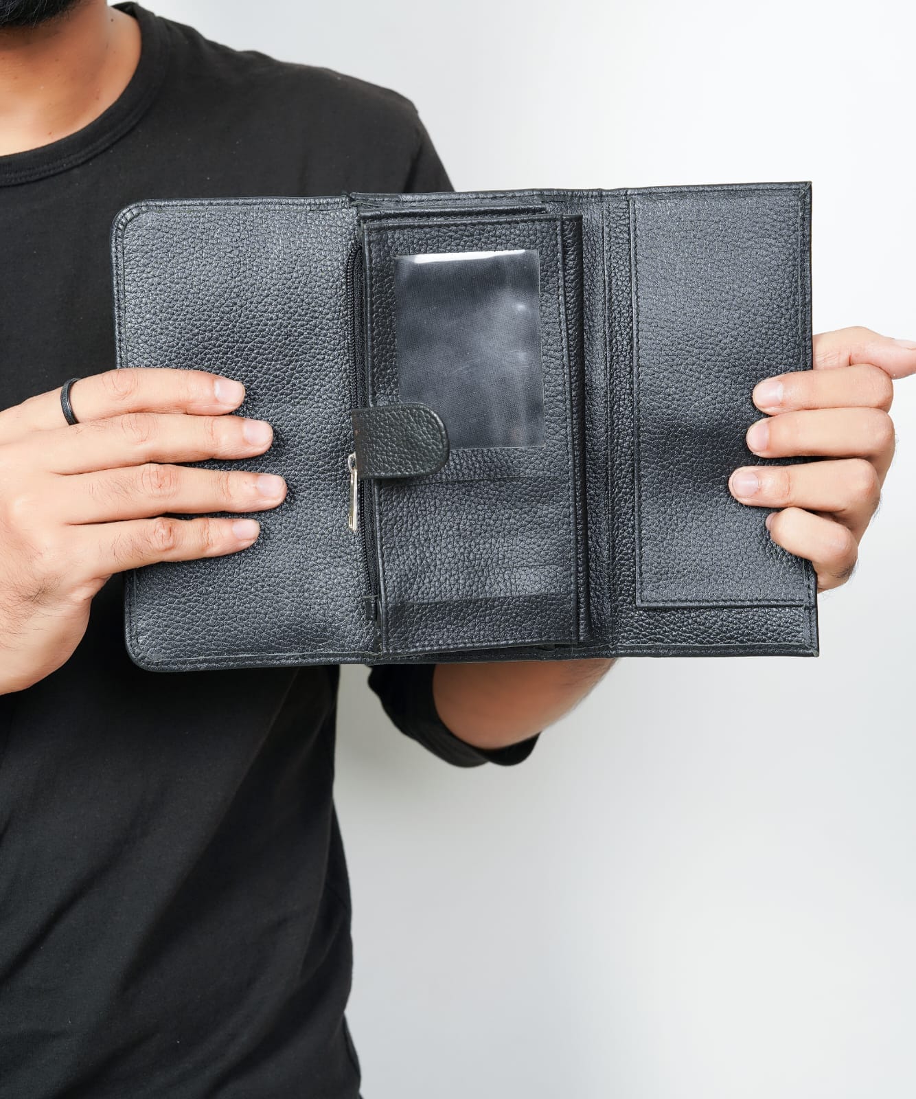 Genuine unisex leather wallet